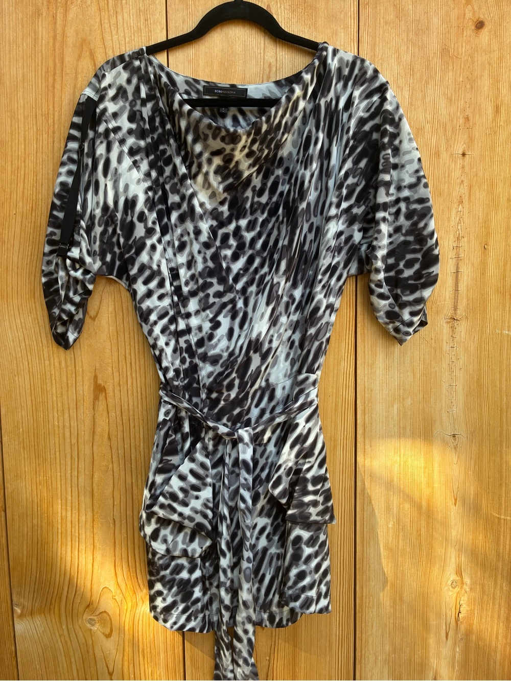 BCBG MaxAzria Blackcomb 100% Silk Mini Dress
Size Small